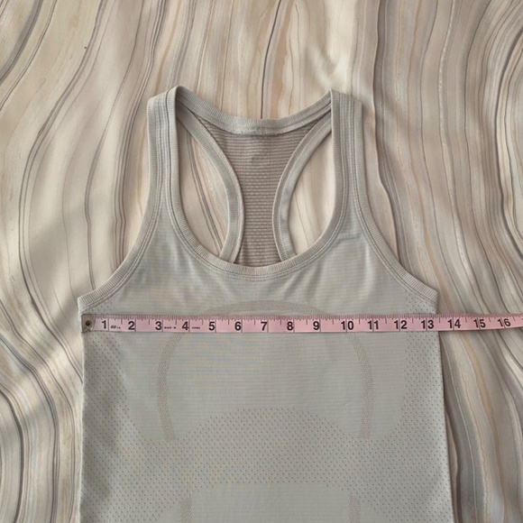 Lululemon Swiftly Tech 2.0 Racerback Tank Light Pink Dune/Mink Berry Size 4 - Picture 11 of 13